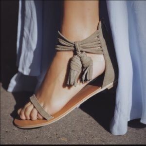 RAYE x REVOLVE SKYE SANDAL IN TAN